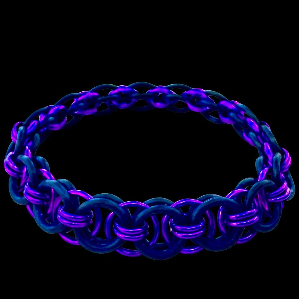 Nebula Violet Stretchy Chainmaille Clasp-less Bracelet