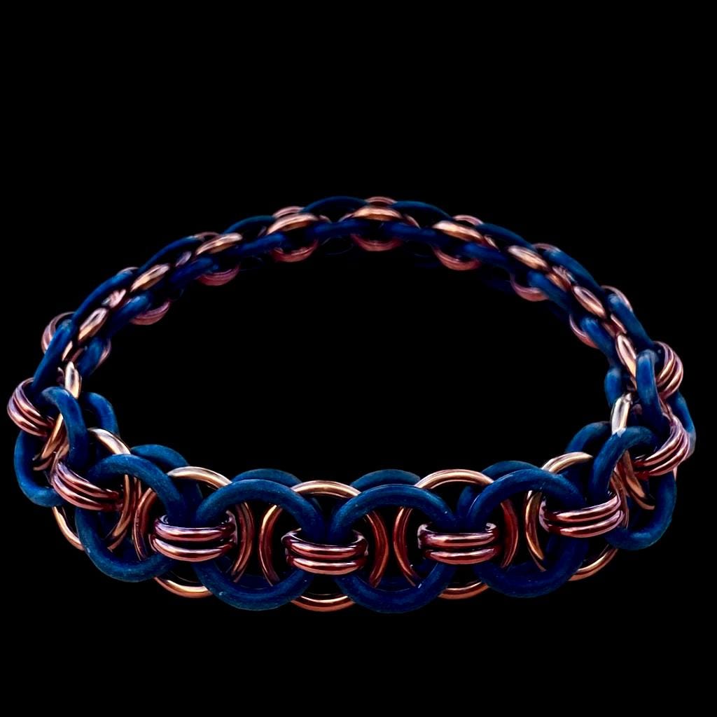 Blood Moon Bronze Stretchy Chainmaille Clasp-less Bracelet