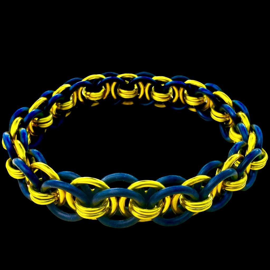 Stellar Dawn Yellow Stretchy Chainmaille Clasp-less Bracelet
