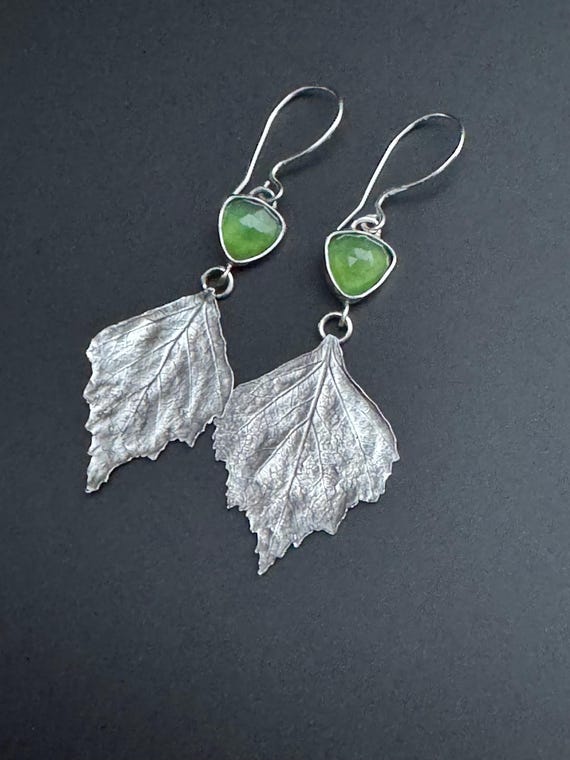 Birch leaf earrings with green serpentine