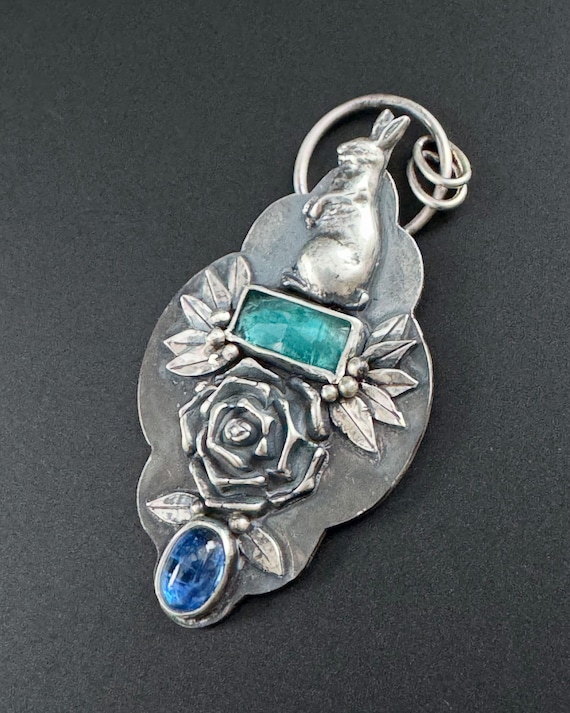 Rabbit pendant with kyanite