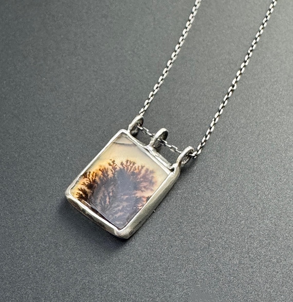 Dendritic agate pendant