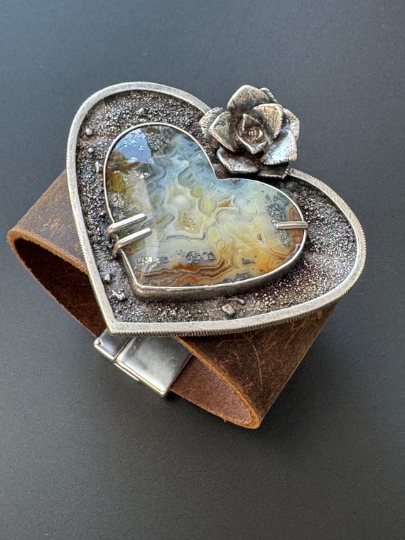 Plume agate heart cuff