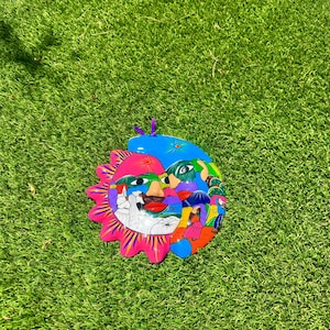 Decorazione per la casa con sole colorato in stile guatemalteco