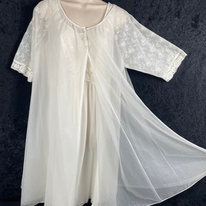 Conjunto de peignoir vintage dos anos 1960, conjunto de camisola deslumbrante da Vanity Fair White Wedding, lua de mel