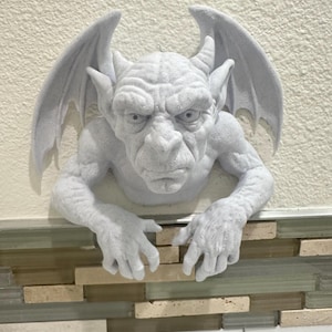 Gargoyle Wall Mount Hanging Sculpture 8x8x4 - Fantasty Creature Gothic Wall Home Decor Statue