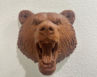 Grizzly Bear Head Wall Mount - Rustic Lodge Cabin Decor - Wildlife Wall Sculpture - Man Cave Wall Art - Brown Lake House Home Decor