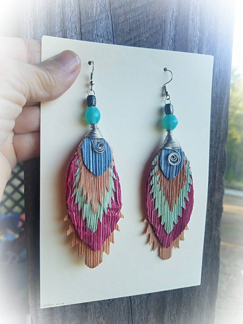 Dangling EarringsCorn Shuck Feather Earrings Natural image 0