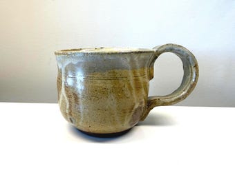 Stoneware Mug Hand Thrown with Comfort Handle and Vintage Warm Apricot Glaze, Artist Stamped, 8 oz.