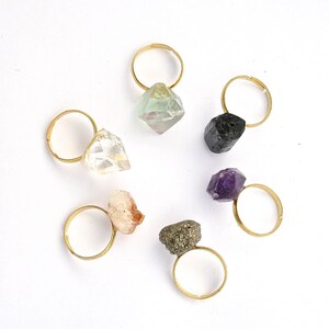 crystal ring // stacking ring // amethyst ring // citrine ring // pyrite ring // fluorite ring // chakra ring // yoga jewellery meditation