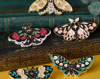 Monarch Butterfly Enamel Pin – Colorful Nature Lapel Pin