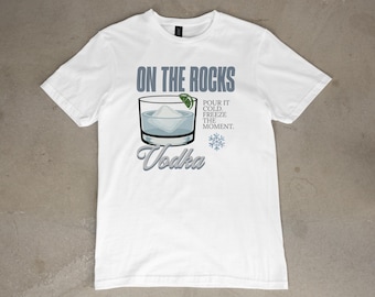 Camiseta Vodka con hielo – Camiseta gráfica de cóctel fresco – Ropa urbana moderna inspirada en el alcohol – Foratu Indie Design