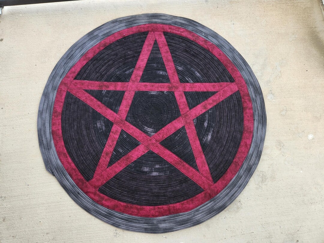 Pentagram Rug Design Jelly-roll Rug, Pentagram Design - Etsy