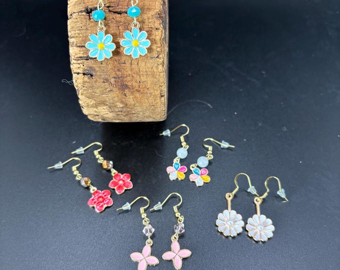 Flower Earrings on Gold  Wires | Earrings | Flower Earrings | Boho Retro
