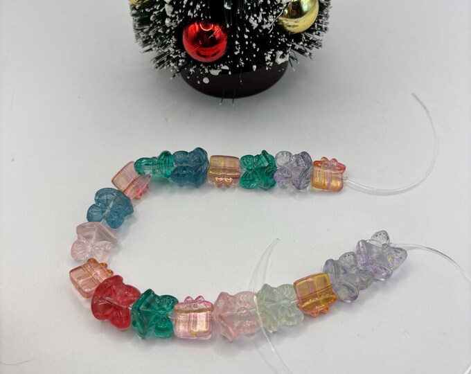 Lampwork Glass Bead Strand | Bells and Bows and Gifts | Lampwork Bead Strand 18 Beads