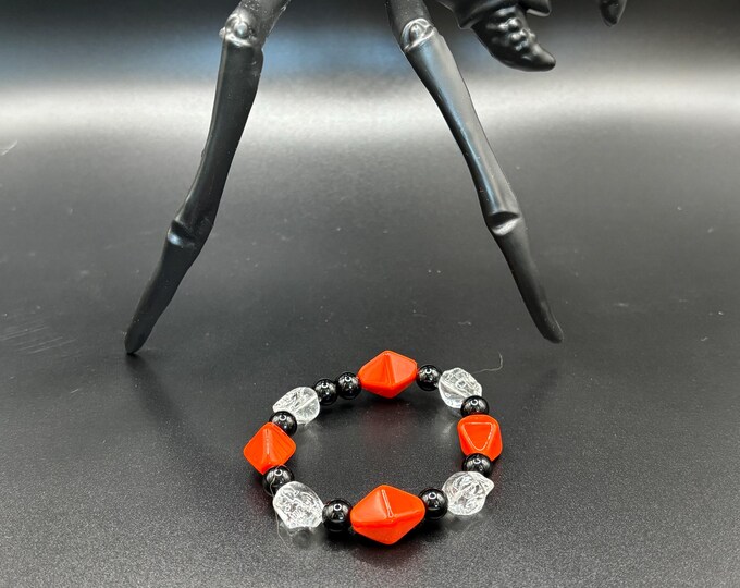 Black Onyx Gemstones | Halloween Gemstone bracelet | Stretch Bracelet | Skull bracelet |