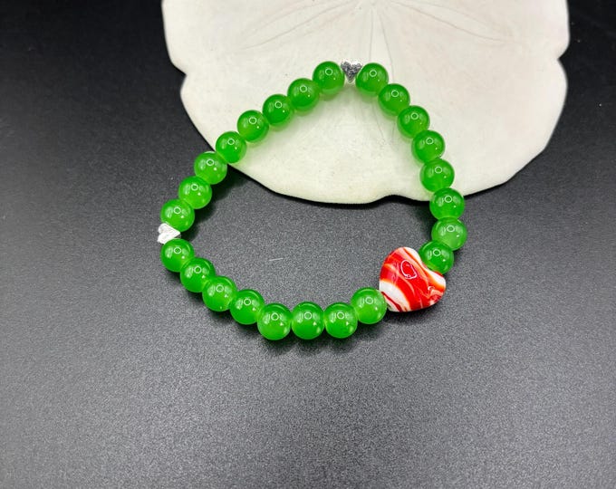 Green Glass and Lampwork Heart Beaded Bracelet |  8 inch Stretch bracelet | Silver Hearts