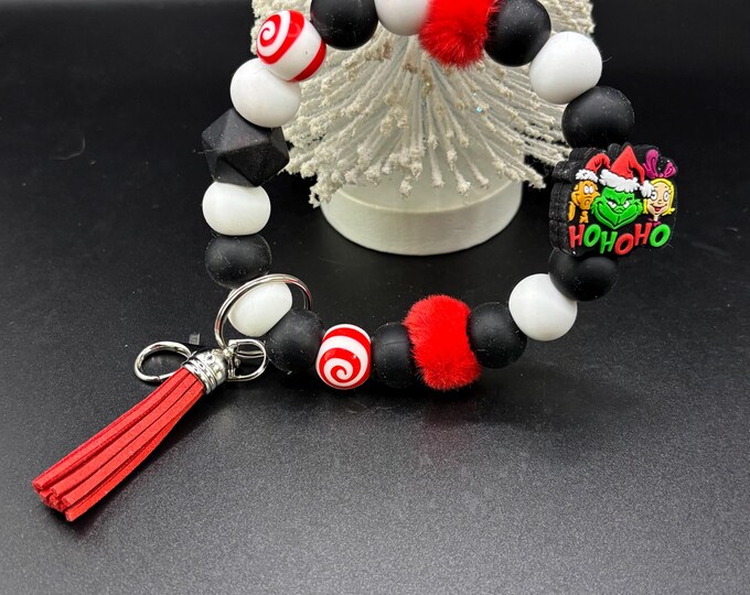 Grinch Beaded Wristlet Keychain  | Keychain with Silicone and Fur and tassel | Keychain | Key Fob | Wristlet