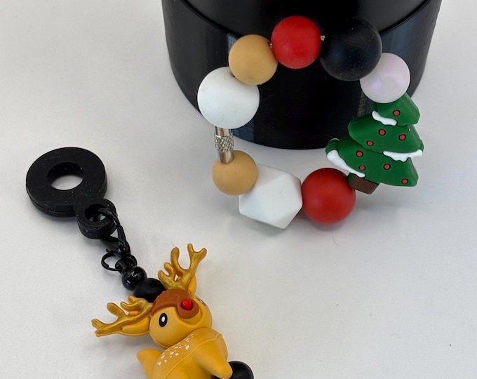 Christmas Reindeer  Stanley Cup Bracelet:  Cup Handle Bracelet | Straw Charm | Purse Bracelet | Reindeer | Holiday