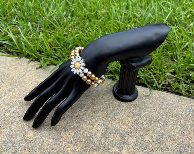 Pearl bracelet | Stretch bracelet | Multistrand bracelet | Flower  bracelet | Daisy bracelet