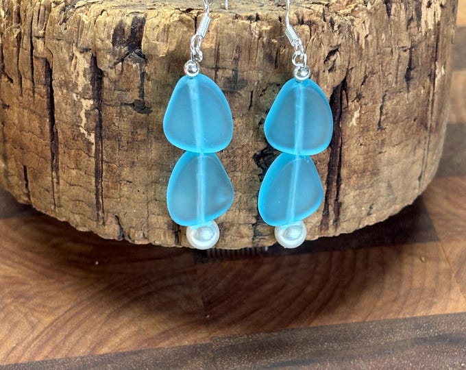 Blue Seaglass Earrings | Blue Seaglass | Seaglass Earrings with White Pearl |