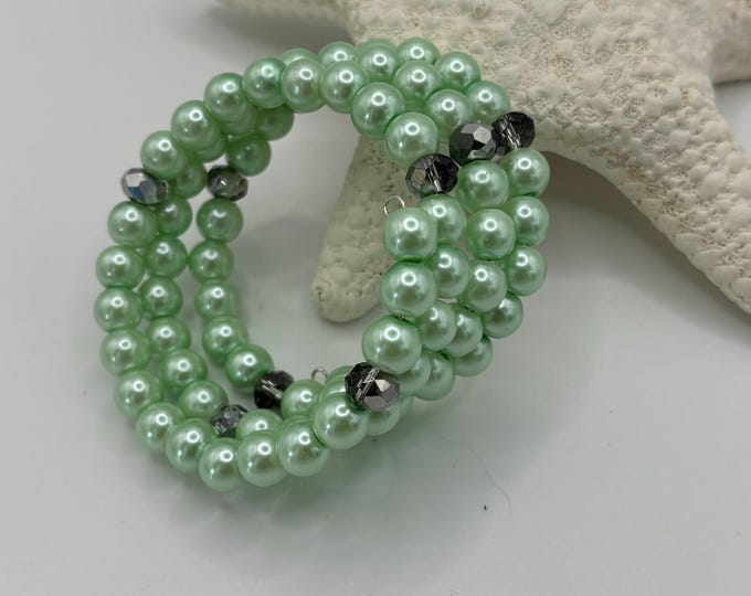 Mint Pearl bracelet | Memory wire bracelet | Multistrand bracelet |