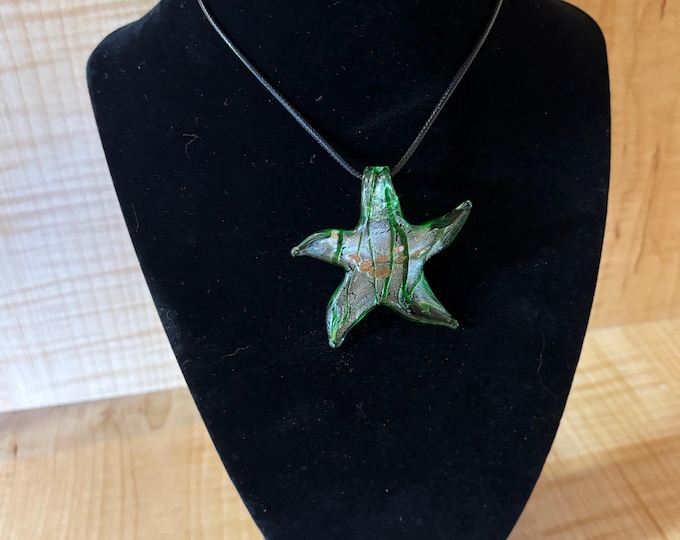 Green glass Starfish Necklace | Glass Starfish Pendant Necklace | Starfish Jewelry | Starfish Pendant Necklace | Necklace with Cord