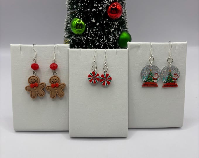 Christmas Snow Globe Earrings | Gingerbread Man Earrings |  Holiday Earrings | Christmas Earrings | Merry Christmas