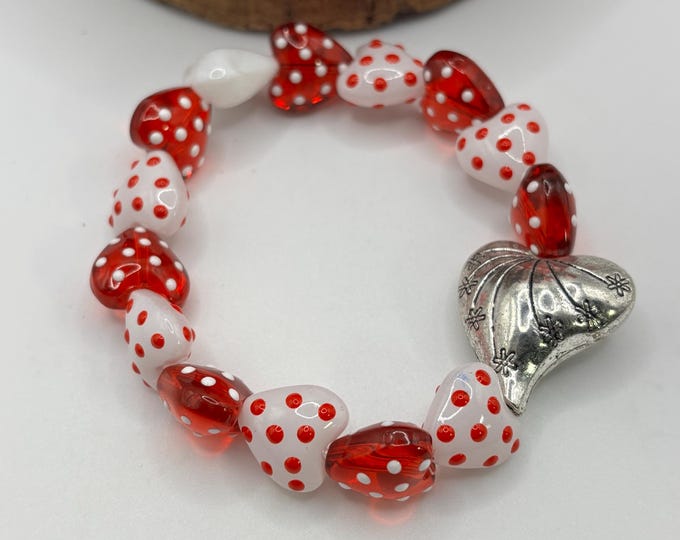 Valentine Theme Murano Inspired Lampwork Glass Heart Bracelet:  Valentine Jewelry Stretch Bracelet |