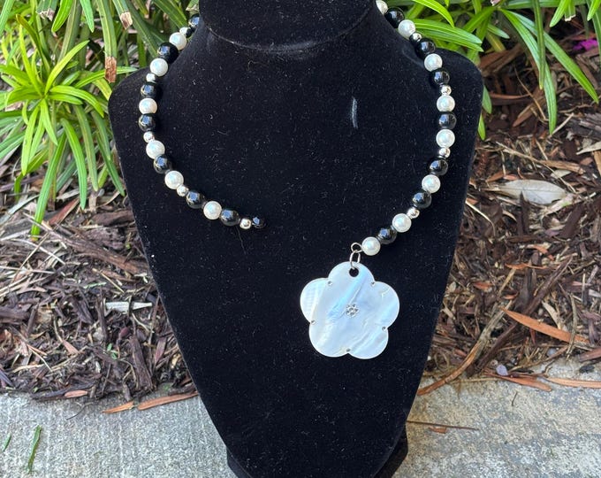 Black Onyx Statement Necklace | Black Onyx and White Pearl Gemstones | Shell pendant | Choker Style Necklace