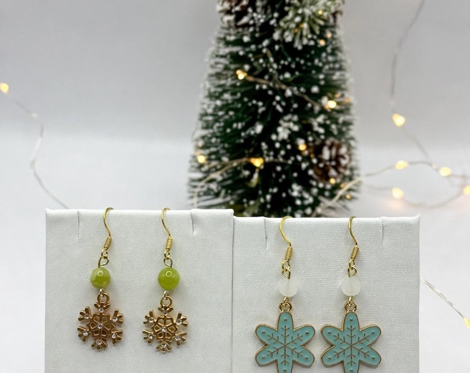 Christmas Earrings | Holiday Earrings | Christmas Earrings | Gold filled Ear Wires | Snowflake |