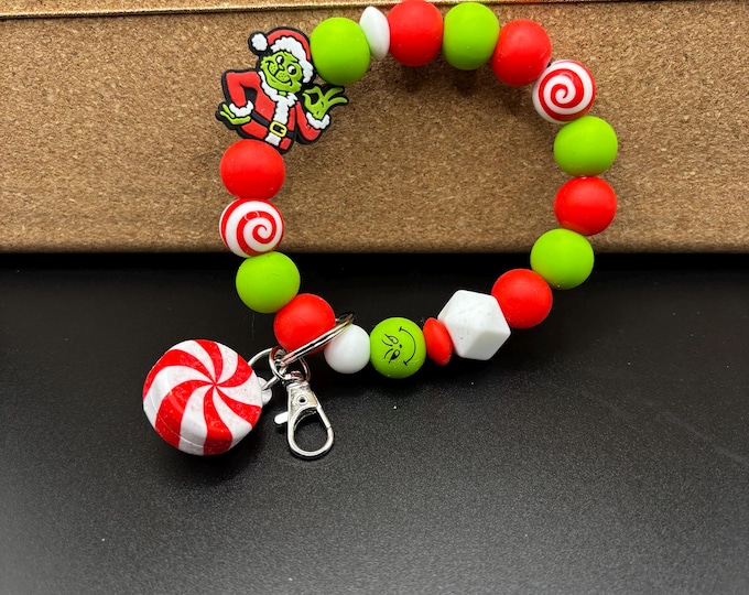 Red and Green Grinchy Beaded Wristlet Keychain  | Keychain with Silicone and tassel | Keychain | Key Fob | Wristlet