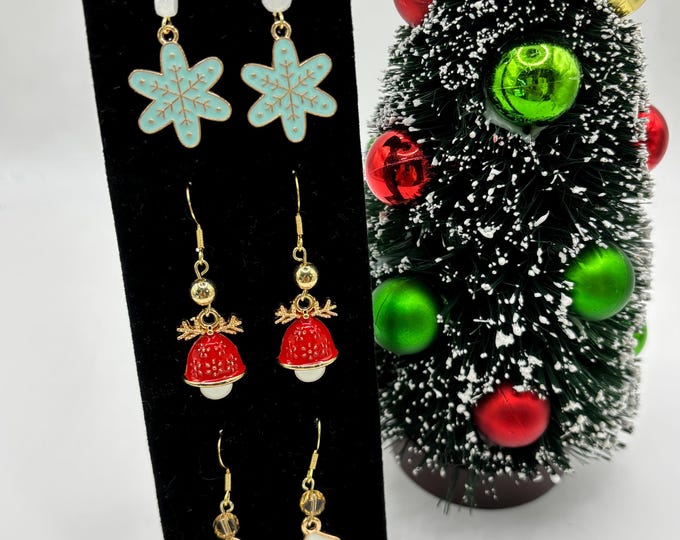 Christmas Earrings | Holiday Earrings | Christmas Earrings | Christmas Bell with Antlers  | Snowflake | Mittens