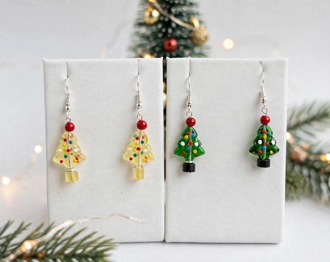 Lampwork Christmas Tree Earrings | Holiday Earrings | Christmas Earrings |