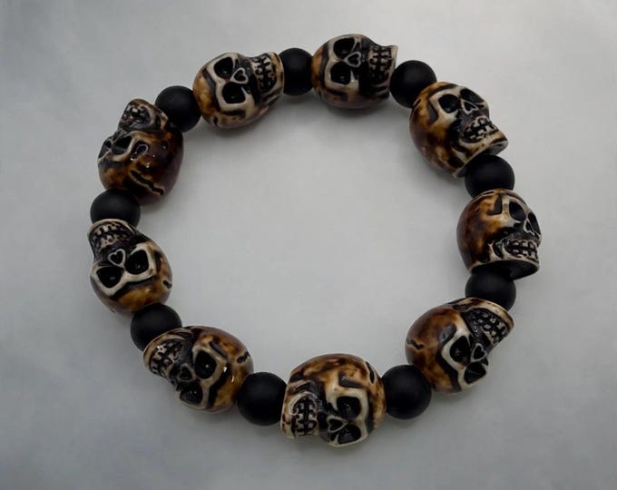 A Skull  Bracelet | Halloween bracelet | Stretch Bracelet | Skull bracelet | Skeleton Bracelet  | Seaglass accent Beads 7 1/2  inch