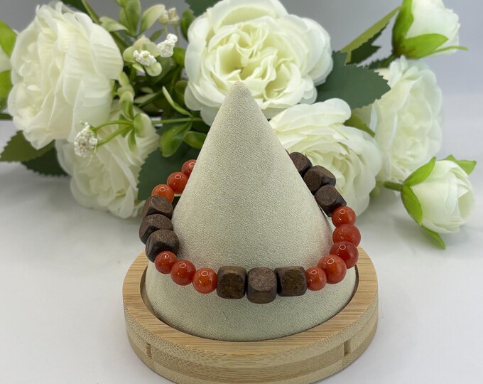 Carnelian Gemstones Beaded Bracelet |  8 inch Stretch bracelet | Wood accent beads