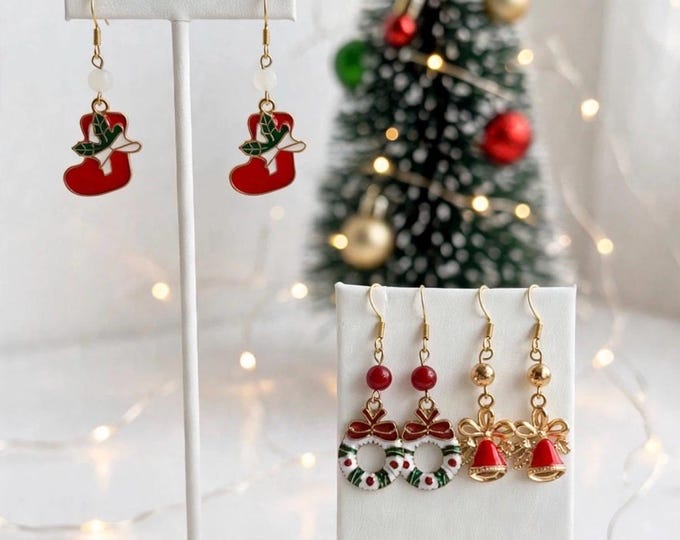 Christmas Earrings | Holiday Earrings | Christmas Earrings  | Wreath