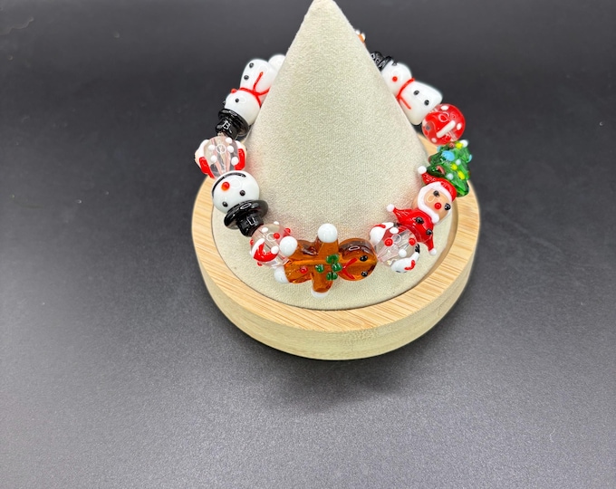 Lampwork Glass Christmas Bracelet:  Holiday  Jewelry Stretch Bracelet |