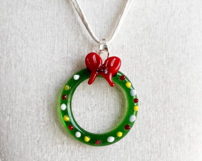 Green  Murano Inspired Glass Wreath | Glass Pendant  Necklace | Lampwork Glass |  Christmas Pendant | Holiday pendant | Lampwork Wreath