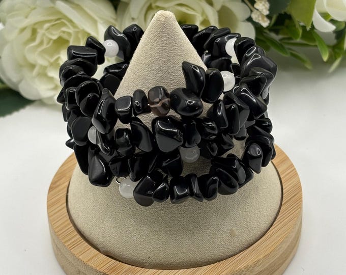 Black Obsidian and White Jade Gemstone bracelet | Memory wire bracelet | Multistrand bracelet | gemstones |