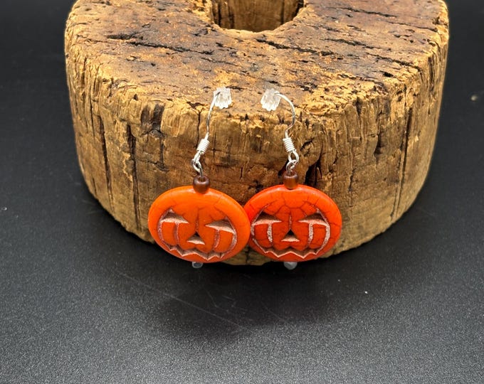 Pumpkin earrings | Halloween earrings | Orange Howlite