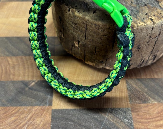 Green Handmade 550 Paracord Bracelet  | Cobra Knot Paracord Bracelet  | 7 3/4 inch Bracelet