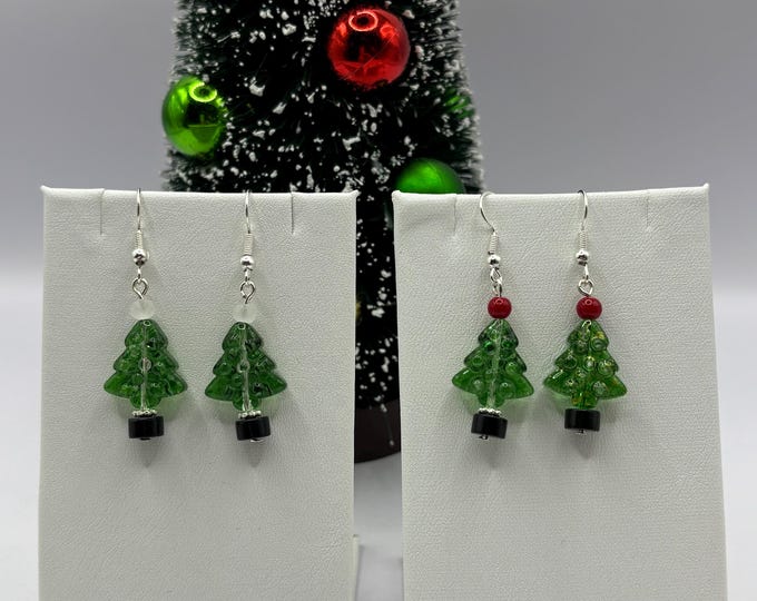 Lampwork Christmas Tree Earrings | Holiday Earrings | Christmas Earrings |