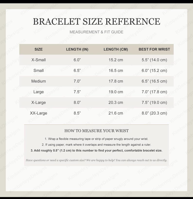 Puede incluir: Una tabla de referencia de tallas de pulsera con una gu&iacute;a de medidas y ajuste. Enumera tallas desde X-Small hasta XX-Large con longitudes en pulgadas y cent&iacute;metros, tama&ntilde;os de mu&ntilde;eca recomendados e instrucciones para medir la mu&ntilde;eca.