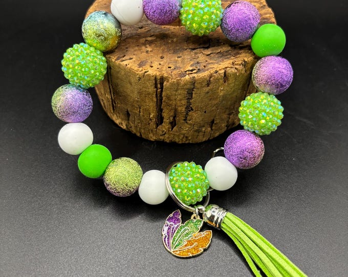 Mardi Gras  Beaded Wristlet Keychain  | Keychain | Mardi Gras Charm  | Beaded Keychain | Key Fob  | Cruise