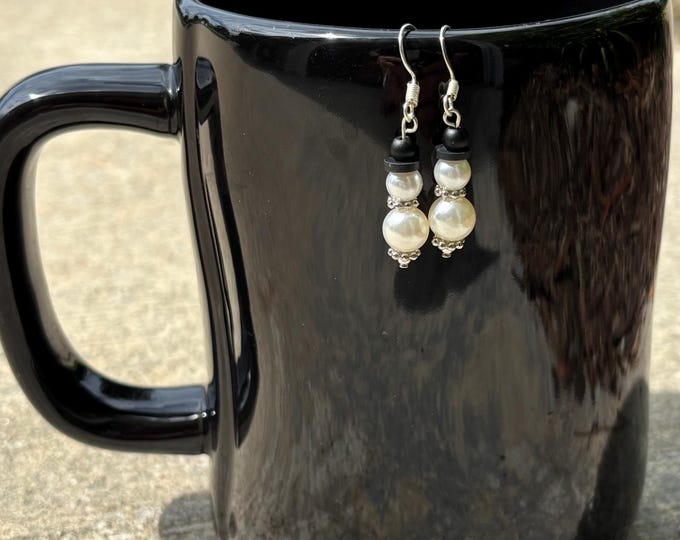 Pearl Snowman Earrings | Holiday Earrings | Pearl Earrings | Christmas Earrings |