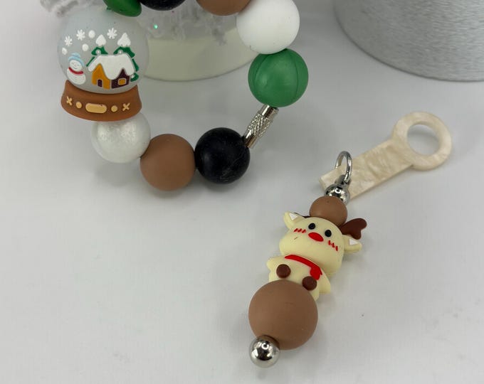 Christmas Snow Globe Stanley Cup Bracelet:  Cup Handle Bracelet | Straw Charm | Reindeer | Snow Globe  | Holiday