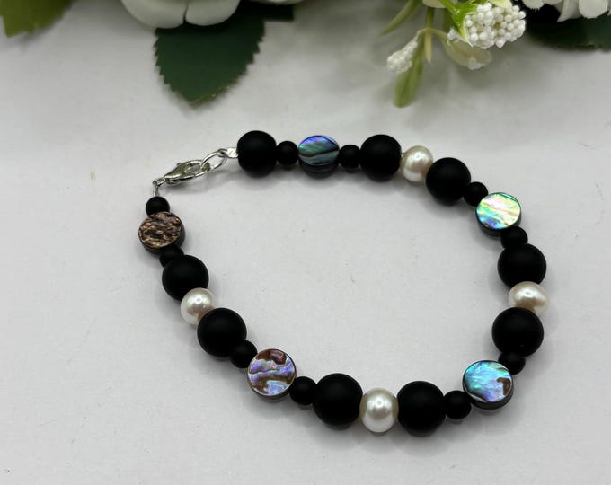 Abalone Bracelet with  Black Seaglass and  Freshwater Pearls  | Pearl Bracelet | Abalone Bracelet | 7 1/2 inch Bracelet | Paua Shell