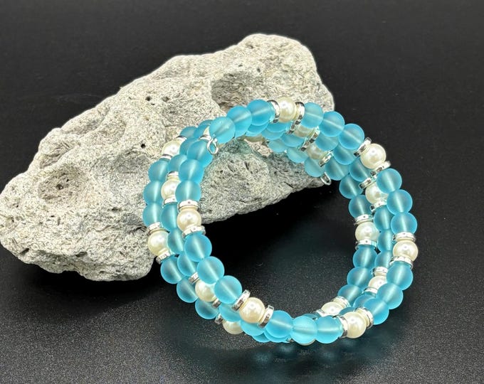 Blue Seaglass and White Pearls Bracelet | Seaglass Jewelry | Seaglass Bracelet |  Seaglass Memory Wire Bracelet |