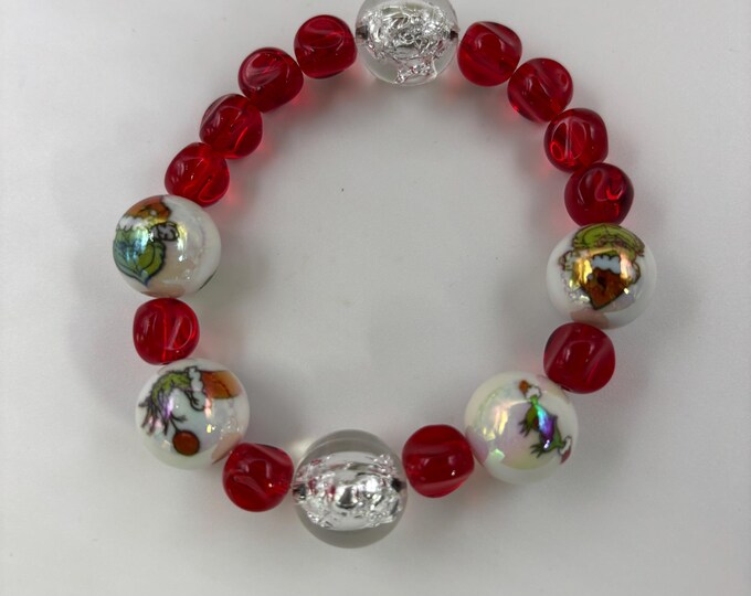 Christmas Grinch Bracelet  |  Christmas Bracelet | Holiday Bracelet | Grinch hand